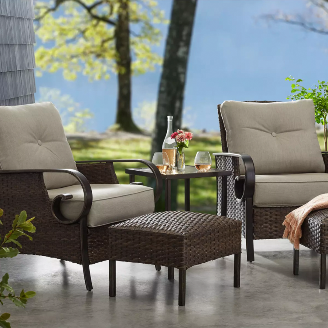 Layton pointe 5 sales piece chat set